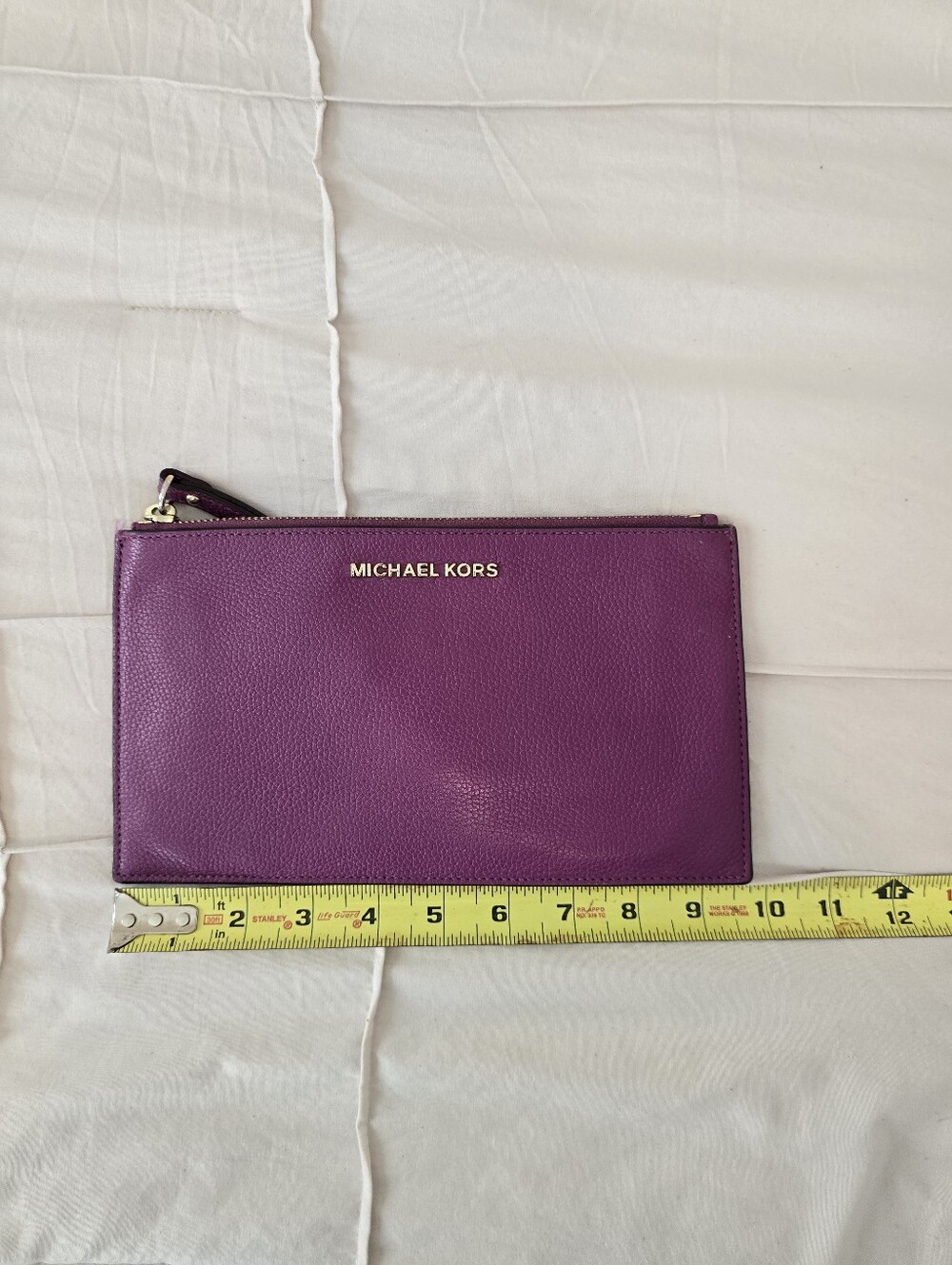 Michael Kors Plum Leather Wristlet Clutch with Gold Logo - Picture 3 of 3